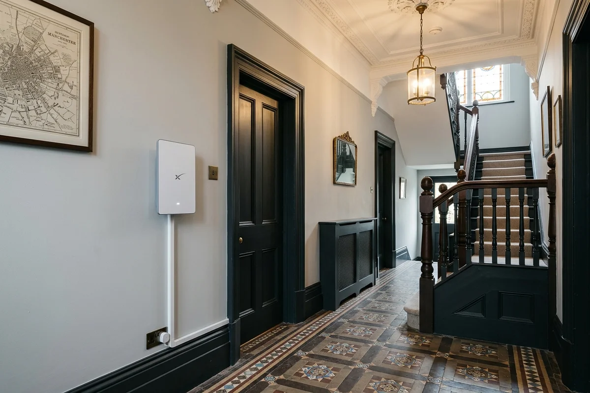Starlink mesh Wi-Fi setup for Hale Barns homes